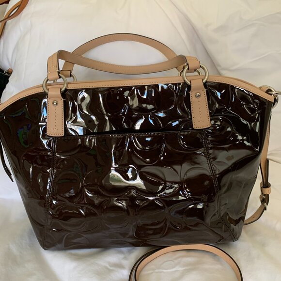 Coach Peyton Signature Tote - Picture 4 of 4